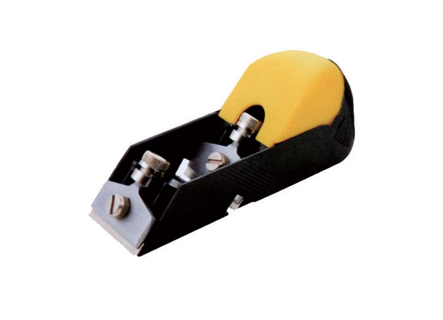 
	Bi-blade plane Length: 155mm/6&rdquo; Blade width: 50mm/2&rdquo;