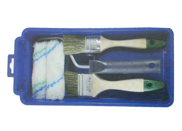 
	Roller set
	Contents:
	2pc flat brush
	1pc roller handle
	2pc 4&rdquo; acrylic roller refill
	1pc paint tray